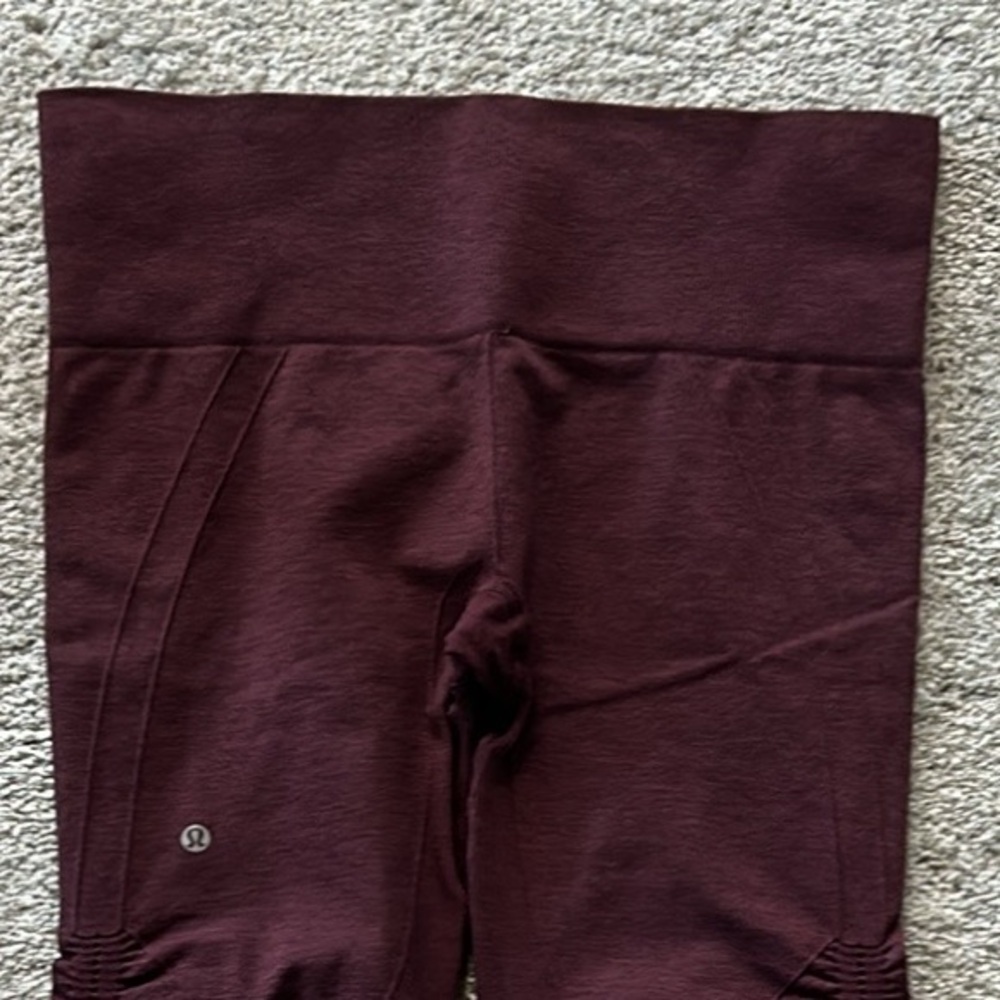 Lululemon Awakening Crop - Picture 6 of 7